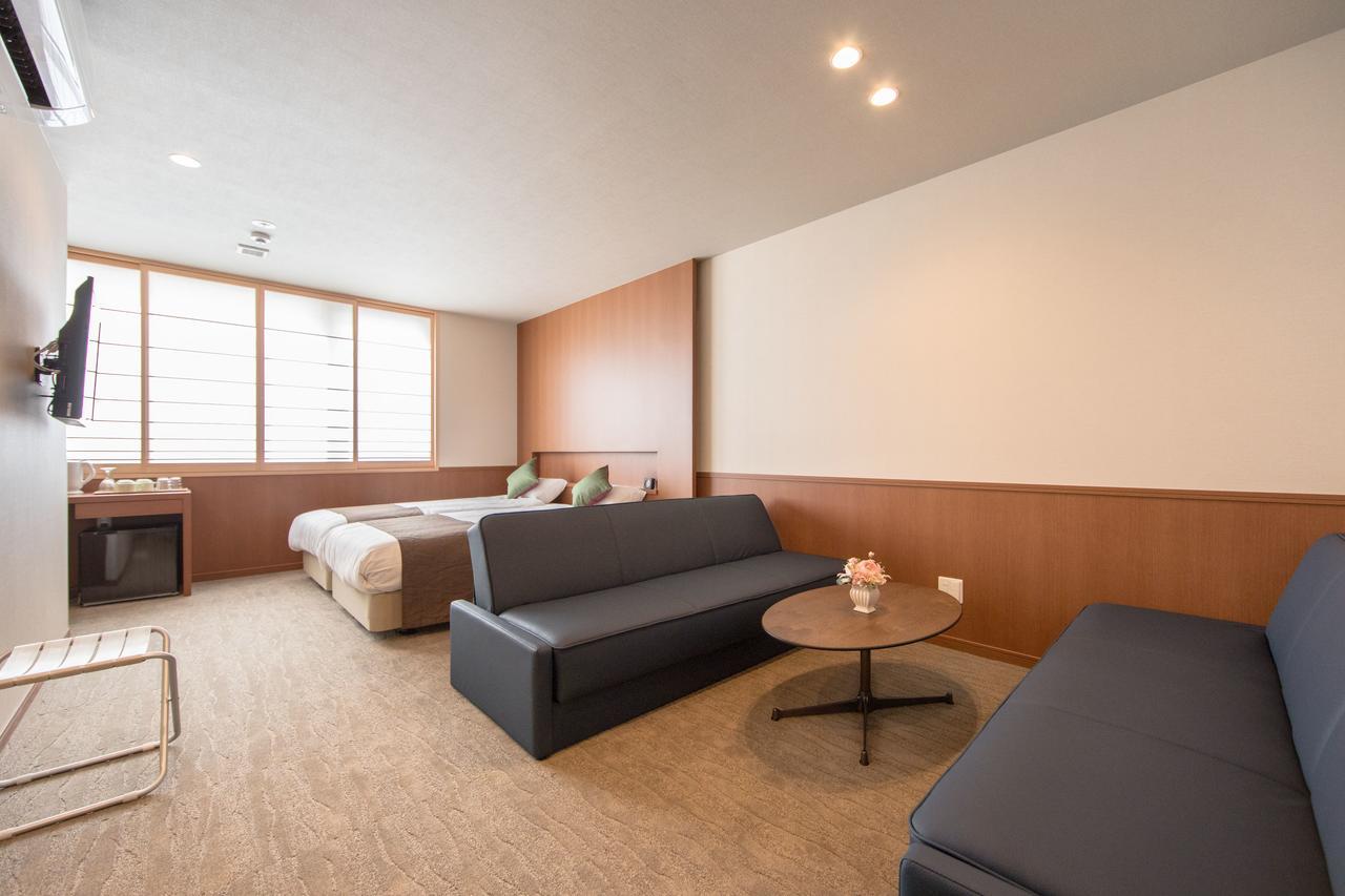 Number 6 Nijo Apartment Kyoto Luaran gambar